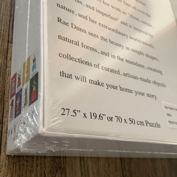 Rae Dunn Holiday Pets 1000 piece puzzle approx 27.5”X19.6”New, sealed - Picture 13 of 17